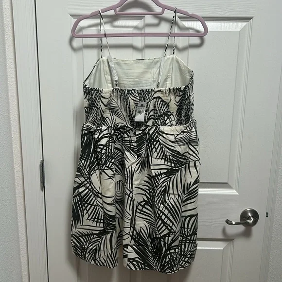 🔥 NWT 🔥 Express Linen-Blend Printed Ruched Mini Babydoll Dress - Picture 6 of 7